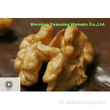 Walnut -kernels lichte helften aangenaam van het leven